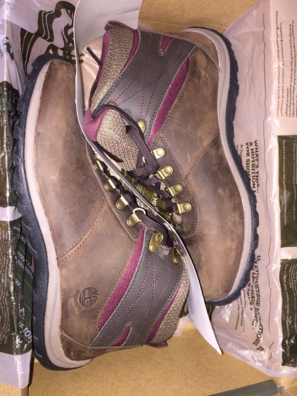 Photo 2 of Timberland Women's Norwood Mid Waterproof Hiking Boot SIZE 11 IN WOMENS
