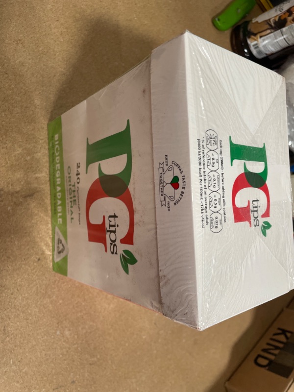 Photo 3 of **BEST BEFORE 10/2021**PG Tips 240 Original Pyramid Tea Bags from Great Britain
