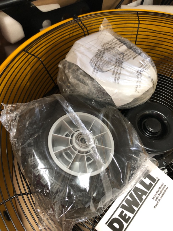 Photo 1 of 24 in. Heavy-Duty Drum Fan with Extra Long 12 ft. Power Cord and Stepless Speed Control
major damage 