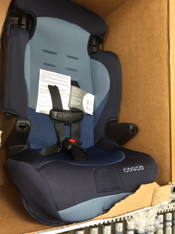 Photo 2 of Cosco Onlook 2-in-1 Convertible Car Seat, Rear-Facing 5-40 pounds and Forward-Facing 22-40 pounds and up to 43 inches, Black Arrows
