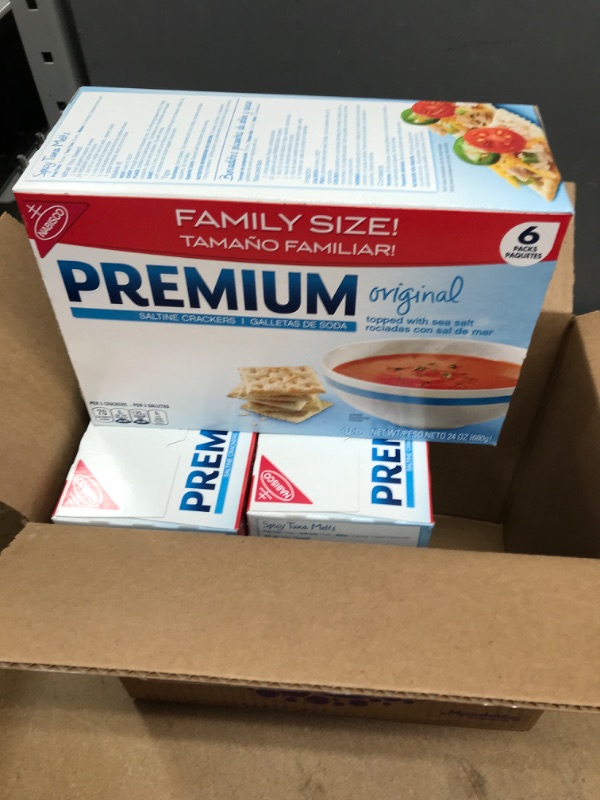 Photo 2 of ***NON-REFUNDABLE***
BEST BY 6/4/22
Premium Saltine Crackers, Family Size - 3 Boxes