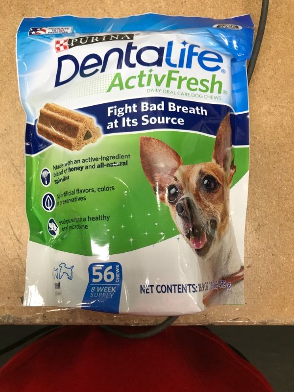 Photo 2 of **NON-REFUNDABLE**
BB 5/22
Purina DentaLife ActivFresh Oral Care Small and Toy Breed Mini Adult Dog Chew Treats