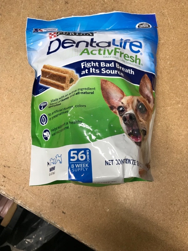 Photo 2 of ** EXP:MAY 2022***  *** NON-REFUNDABLE**  *** SOLD AS IS**
Purina DentaLife ActivFresh Oral Care Small and Toy Breed Mini Adult Dog Chew Treats
