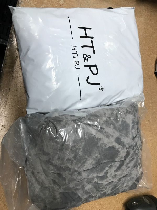 Photo 2 of ** SETS OF 2**
HT&PJ Fleece Throw Blanket Super Soft Lightweight Flannel Microfiber Velvet Cozy Warm Throw Blanket for Living Room (Dark Grey,(Throw50 X 60" ))