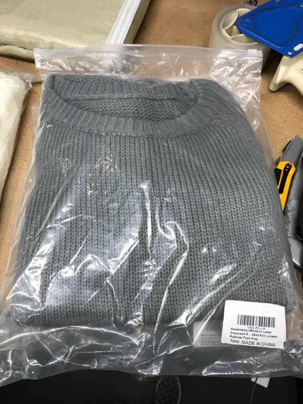 Photo 1 of Saodimallsu Womens Loose Crewneck Sweaters Casual Long Sleeve Basic Ribbed Knit Jumper Pullover Tops
SIZE: MEDIUM
COLOR: GRAY