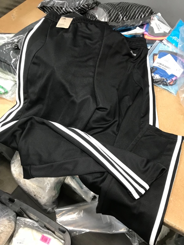 Photo 3 of Adidas Tiro 19 Track Pant in Black Size Medium | Jimmy Jazz
SIZW: MEDIUM