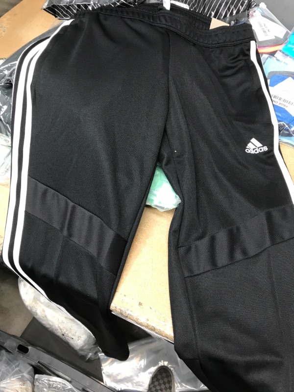 Photo 2 of Adidas Tiro 19 Track Pant in Black Size Medium | Jimmy Jazz
SIZW: MEDIUM