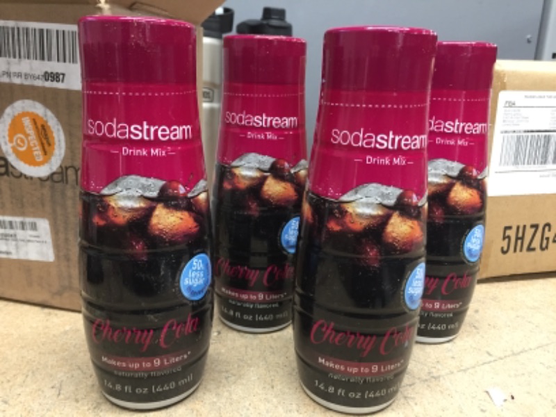 Photo 3 of *non- refundable* (expiration date: 04/03/2022)
SodaStream Cherry Cola, 440ml Pack of 4
