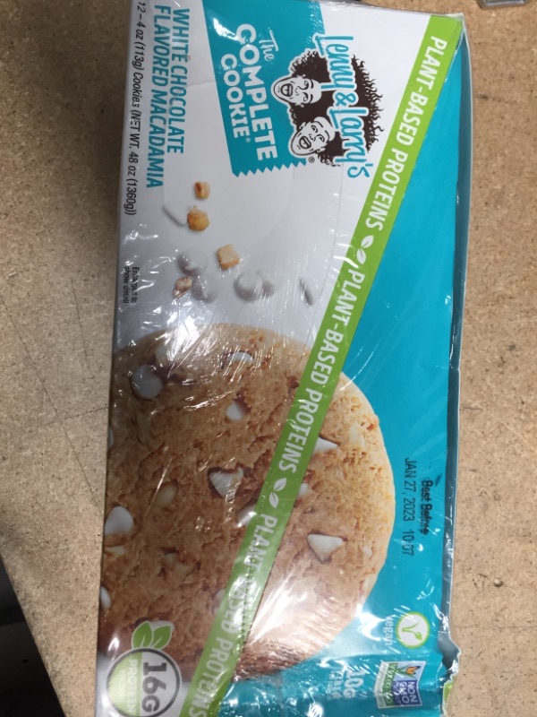 Photo 2 of (NON-REFUNDABLE) EXPIRATION DATE: 01/27/20223
Lenny & Larry's The Complete Cookie, White Chocolaty Macadamia, Soft Baked, 16g Plant Protein, Vegan, Non-GMO, 4 Ounce Cookie (Pack of 12)
