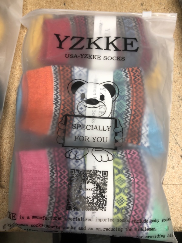 Photo 2 of YZKKE 5Pack Womens Vintage Winter Soft Warm Thick Cold Knit Wool Crew Socks, Multicolor, free size
