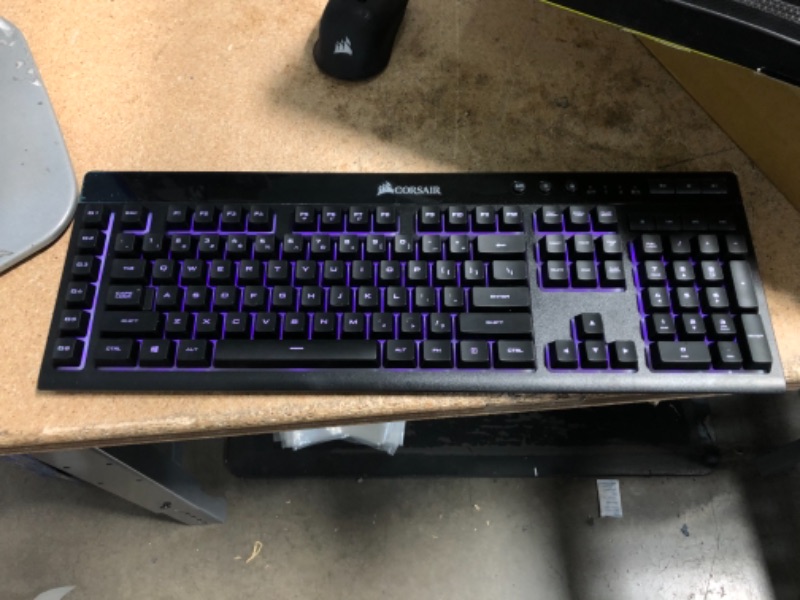 Photo 3 of CORSAIR Wireless Gaming Bundle Wireless Gaming Keyboard