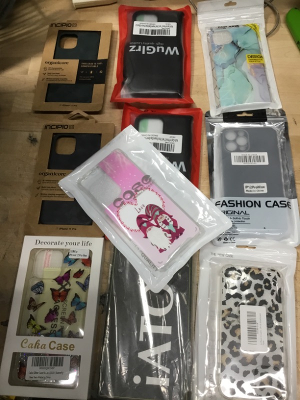 Photo 1 of NO RETURNS NONREFUNDABLE
BUNDLE OF ASSORTED IPHONE CASES