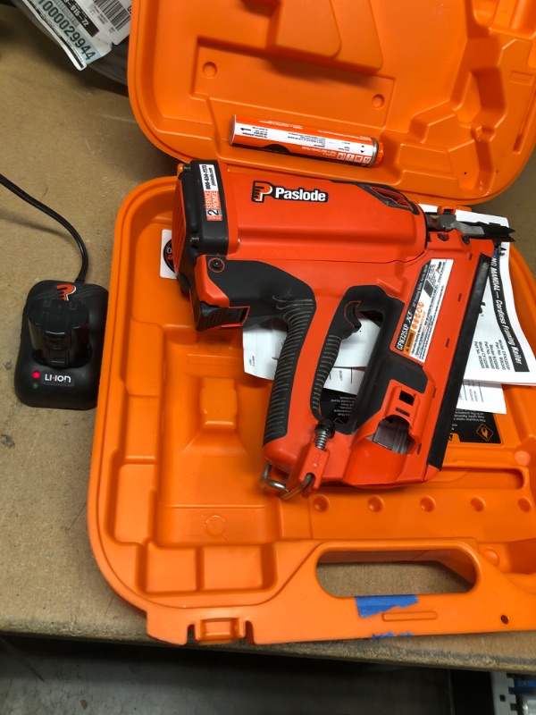 Photo 2 of NEEDS NEW BATTERY, Paslode CFN325XP Lithium-Ion Battery 30° Cordless Framing Nailer