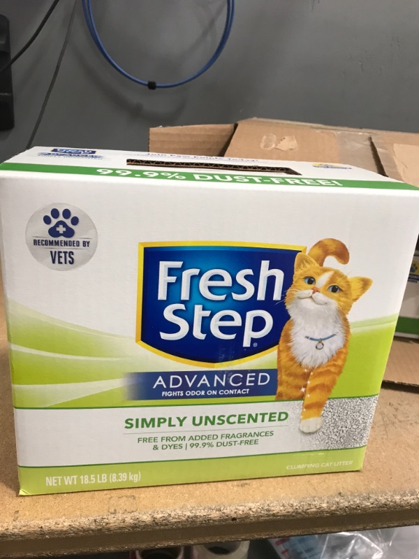 Photo 2 of ** NON-REFUNDABLE**  ** SOLD AS IS**
Fresh Step Advanced Simply Unscented Clumping Cat Litter, Recommended by Vets, 37 lbs Total 18.5 lb Box (Pack of 2)
