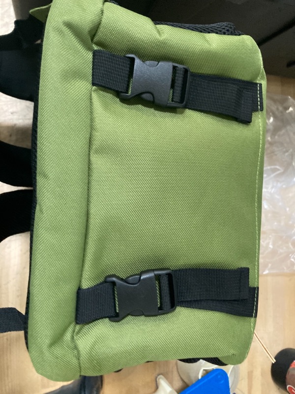 Photo 7 of G-raphy DSLR Camera Backpack Olive Green Color
