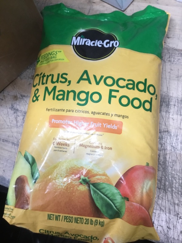 Photo 2 of 
Miracle-Gro
20 lbs. Citrus Avocado and Mango Food
