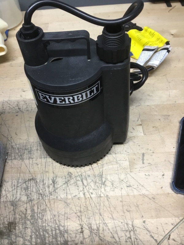 Photo 2 of 
Everbilt
1/6 HP Plastic Submersible Utility Pump