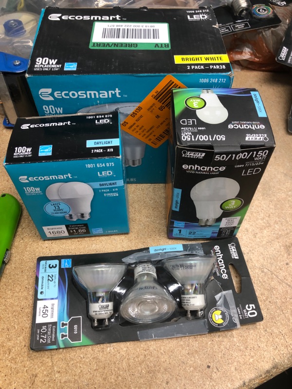 Photo 1 of **NO REFUNDS/RETURNS** - Bundle of assorted light bulbs