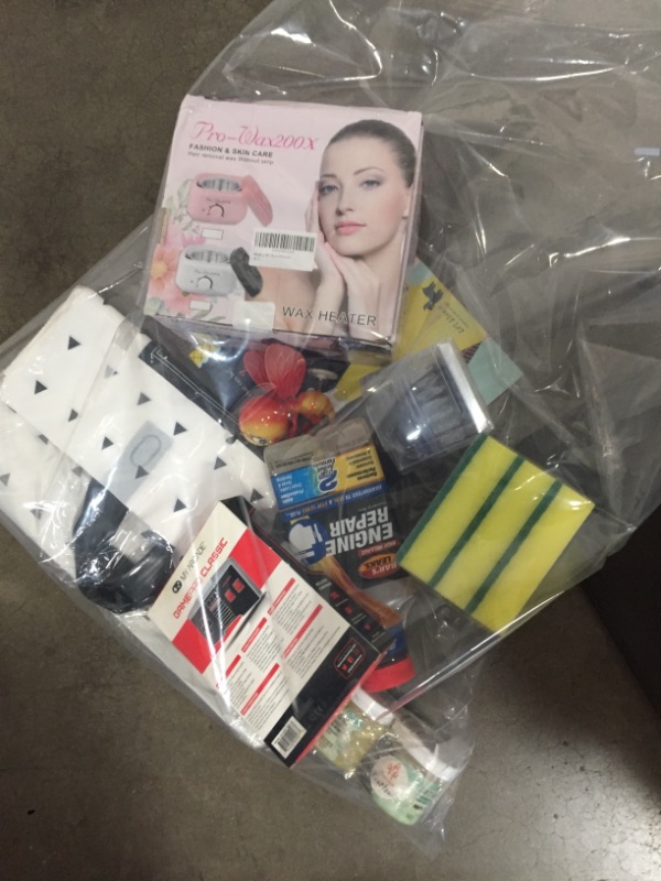 Photo 1 of **NO REFUNDS/RETURNS** - Bundle of Miscellaneous  AMAZON GOODS