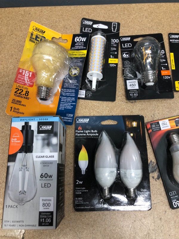 Photo 1 of ***NON-REFUNDABLE***
ASSORTED LIGHT BULBS OF DIFFERNENT SIZES AND WATTAGE