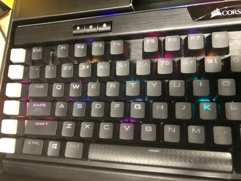 Photo 3 of CORSAIR - K95 RGB PLATINUM XT Full-size Wired Mechanical Cherry MX Speed Linear Switch Gaming Keyboard - Black
