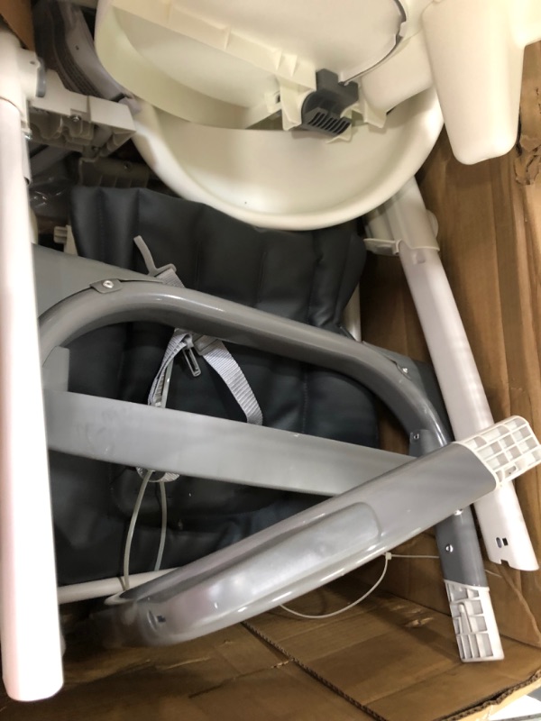 Photo 1 of *PARTS ONLY*Graco EveryStep 7 in 1 High Chair | Converts to Step Stool for Kids, Dining Booster Seat, and More, Alaska
**USED**