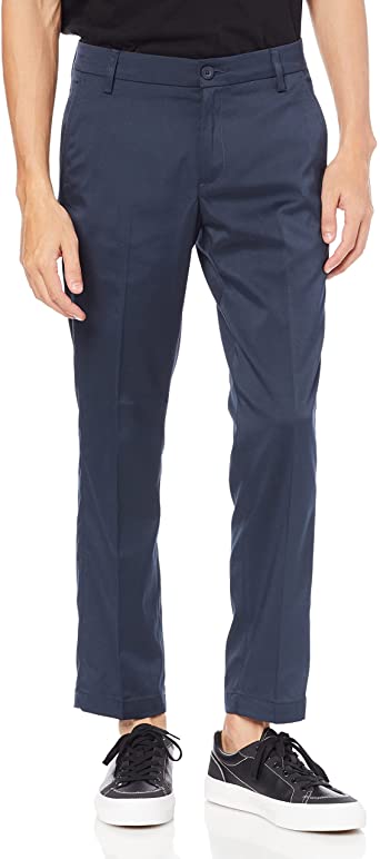 Photo 1 of Amazon Essentials Men's Straight-Fit Stretch Golf Pant
38wx32l