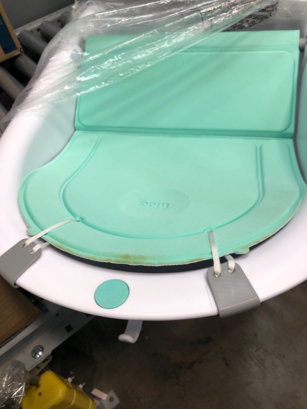 Photo 1 of Fridababy 4-in-1 Grow-with-Me Bath Tub in White
