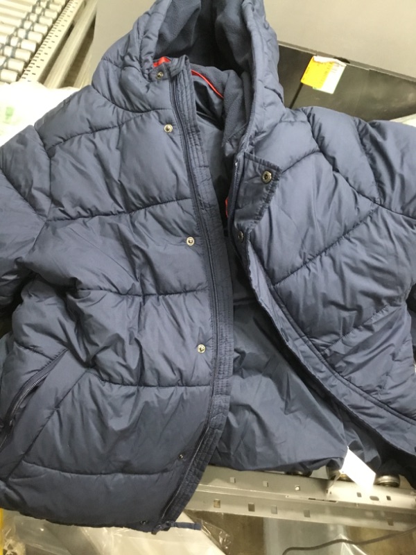 Photo 2 of Amazon Essentials Men's Heavyweight Hooded Puffer Coat
LARGE