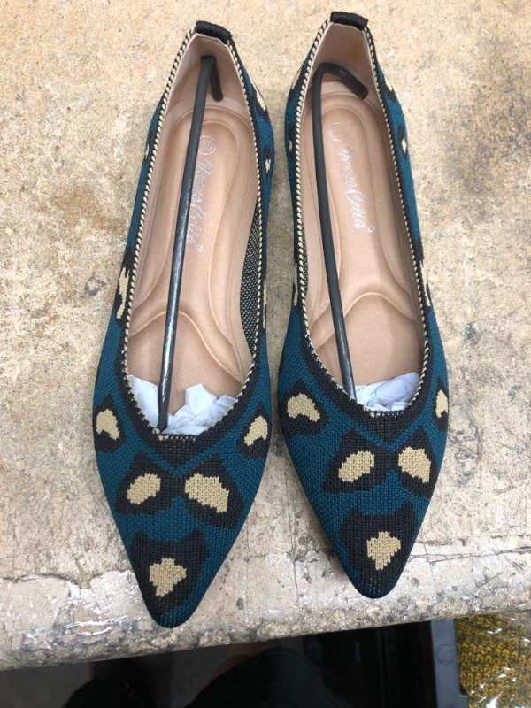 Photo 1 of venuscelia women's Leopard Print Flats Size 6.5