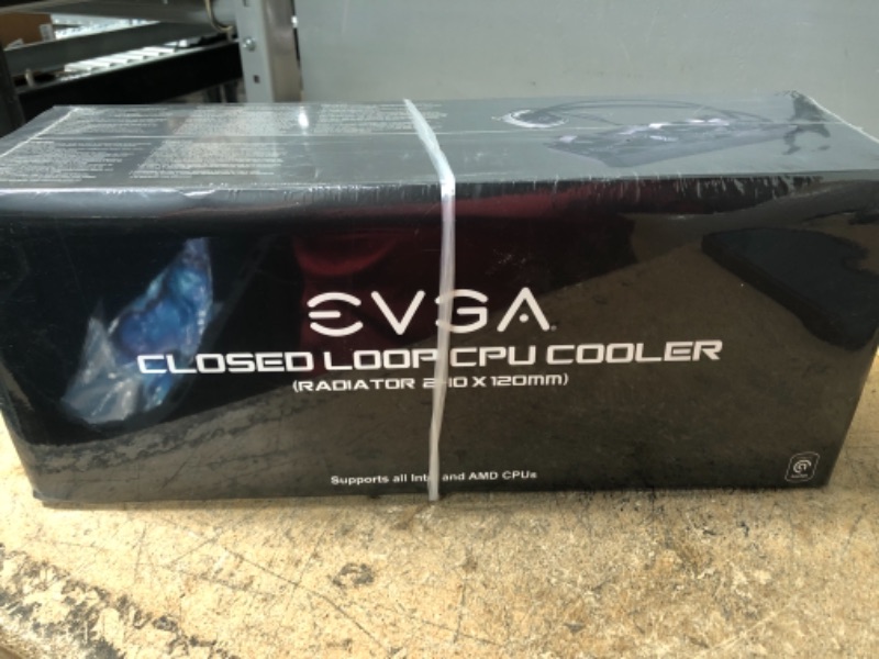 Photo 2 of EVGA CLC 240 Liquid CPU Cooler RGB
