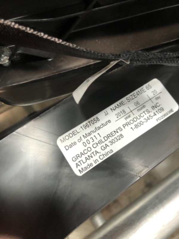 Photo 1 of Graco Size4Me 65 Rapid Remove Convertible Car Seat - Finch
