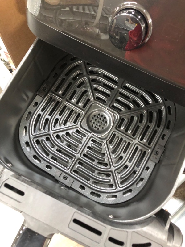 Photo 3 of *selling for parts, NO RETURNS*
Instant Vortex 5.7QT Large Air Fryer Oven Combo (Free App With 90 Recipes), Customizable Smart Cooking Programs, Nonstick and Dishwasher-Safe Basket, Black
