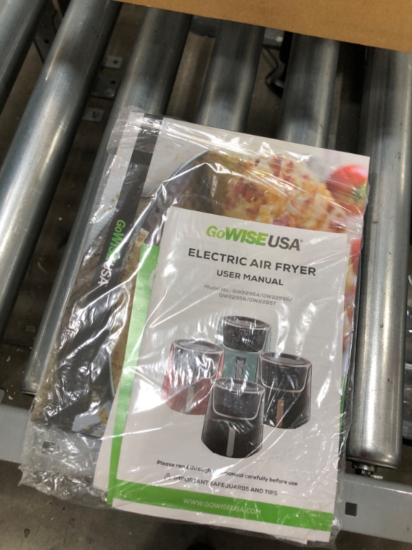 Photo 5 of *selling for parts, NO RETURNS*
GoWISE GW22956 7-Quart Electric Air Fryer with Dehydrator, Recipe Book, and Stackable Racks
