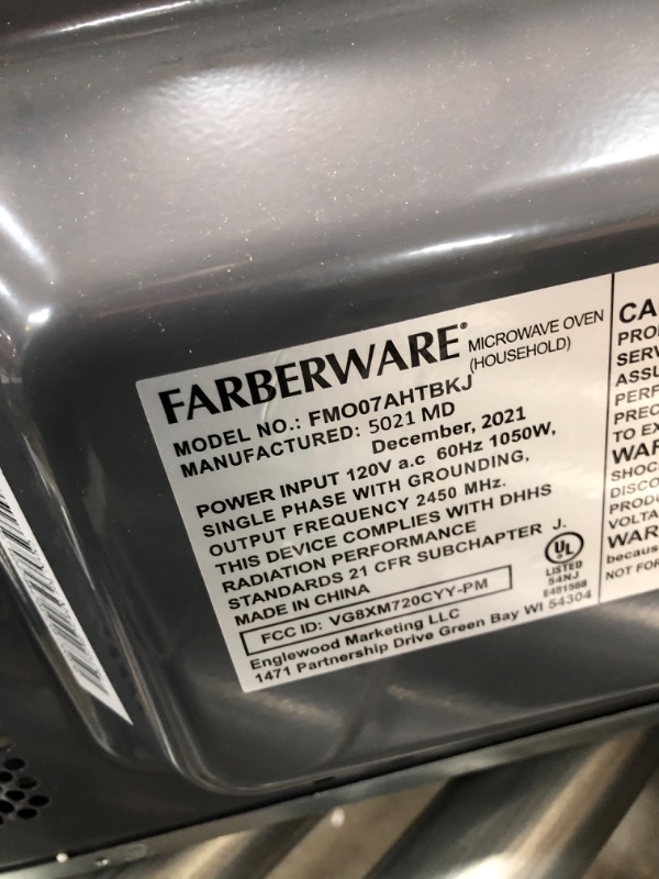 Photo 4 of ***PARTS ONLY*** Farberware Classic FMO07AHTBKJ 0.7 Cu. Ft. 700-Watt Microwave Oven with LED Lighting, Brushed Stainless Steel
