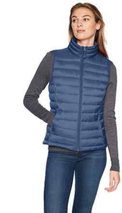 Photo 1 of Amazon Essentials Women's Lightweight Water-Resistant Packable Puffer Vest (XL)
