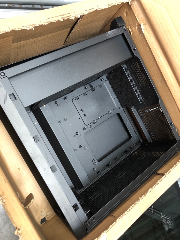 Photo 1 of CORSAIR 4000D AIRFLOW TMP GLSS