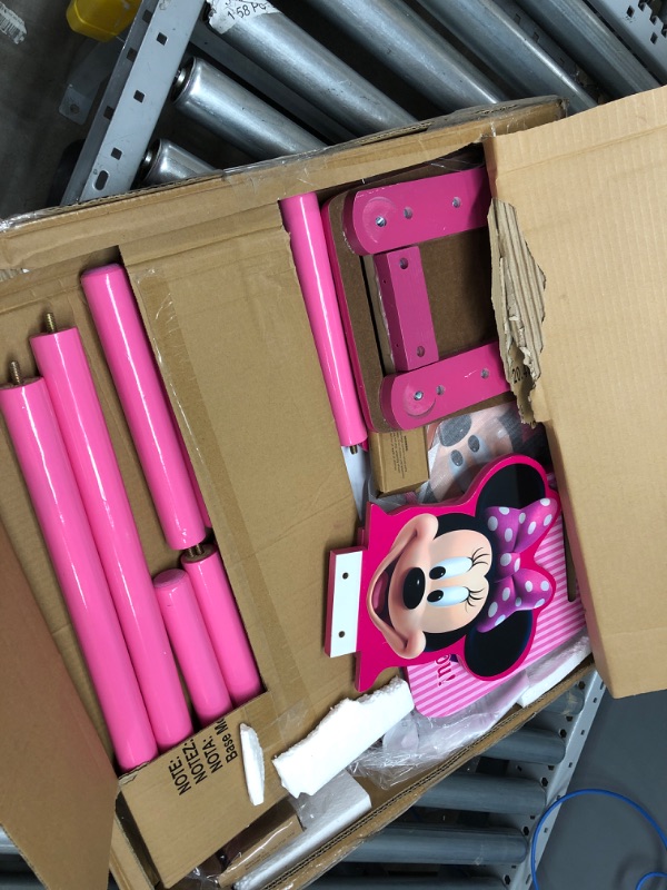 Photo 2 of Delta Children Table and Chair - Minnie Mouse