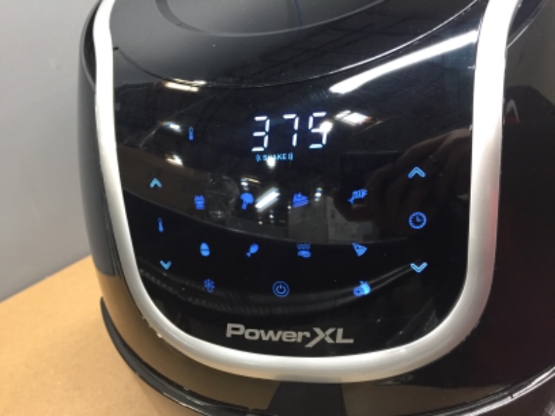 Photo 4 of PowerXL Air Fryer7 QT Maxx Classic , Special Edition 2021, Extra Hot Air Fry, Cook, Crisp, Broil, Roast, Bake,, High Gloss Finish, Black (7 Quart)

