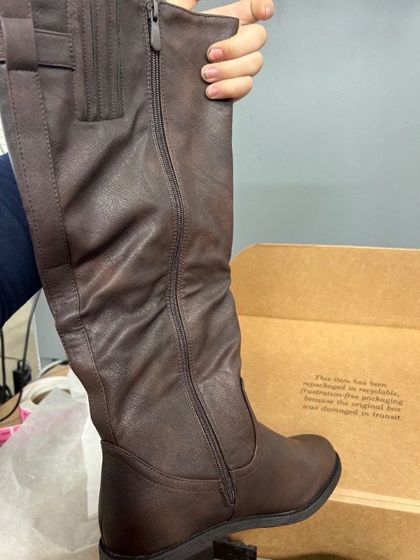 Photo 5 of DREAM PAIRS Women's Knee High Riding Boots
SIZE 9