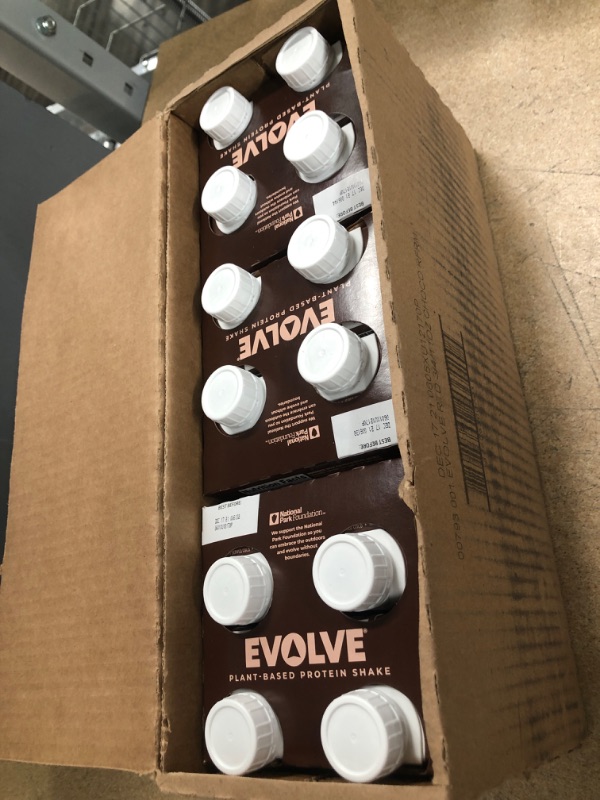 Photo 3 of **EXPIRED: 12/17/2021**-Evolve Real Plant-Powered Protein Shake - Classic Chocolate (Pack of 3)
