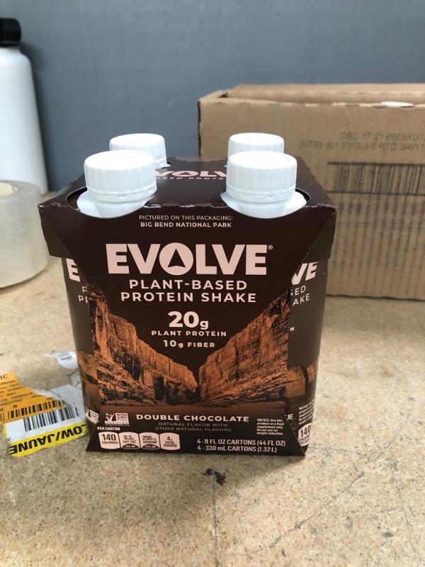 Photo 2 of **EXPIRED: 12/17/2021**-Evolve Real Plant-Powered Protein Shake - Classic Chocolate (Pack of 3)
