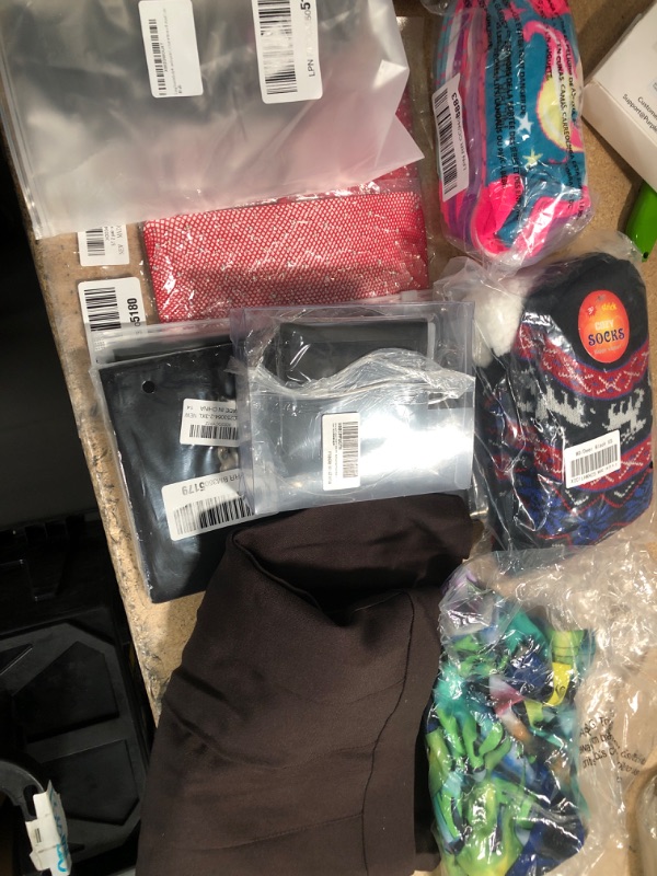 Photo 1 of **NO REFUNDS/RETURNS** - Bundle of ASSORTED CLOTHES/SOCKS/ACCERSORIES (2XL,3XL)
