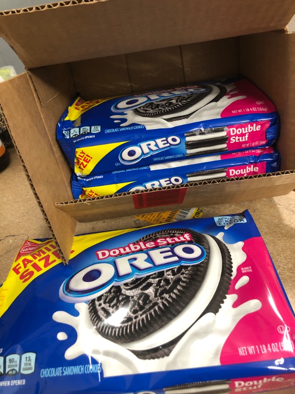 Photo 2 of **EXPIRED 02/2022*- NO REFUNDS/RETURNS* -3 PKS OF Nabisco Oreo Chocolate Sandwich Cookies, Double Stuf, 20 oz
