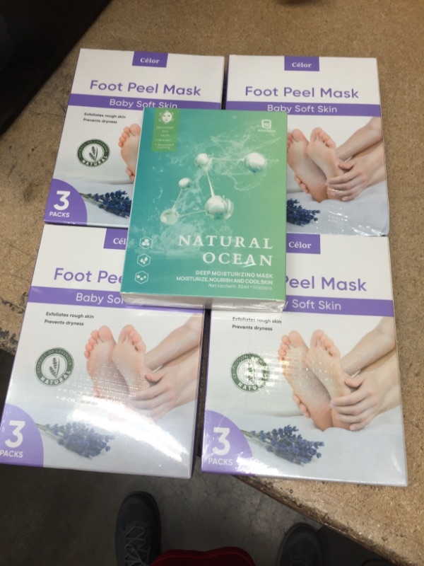 Photo 1 of **NON-REFUNDABLE**
4 BOXES(3PAIR EA BOX) OF FOOT PEEL MASK
NATURAL OCEAN MOISTERING MASK 