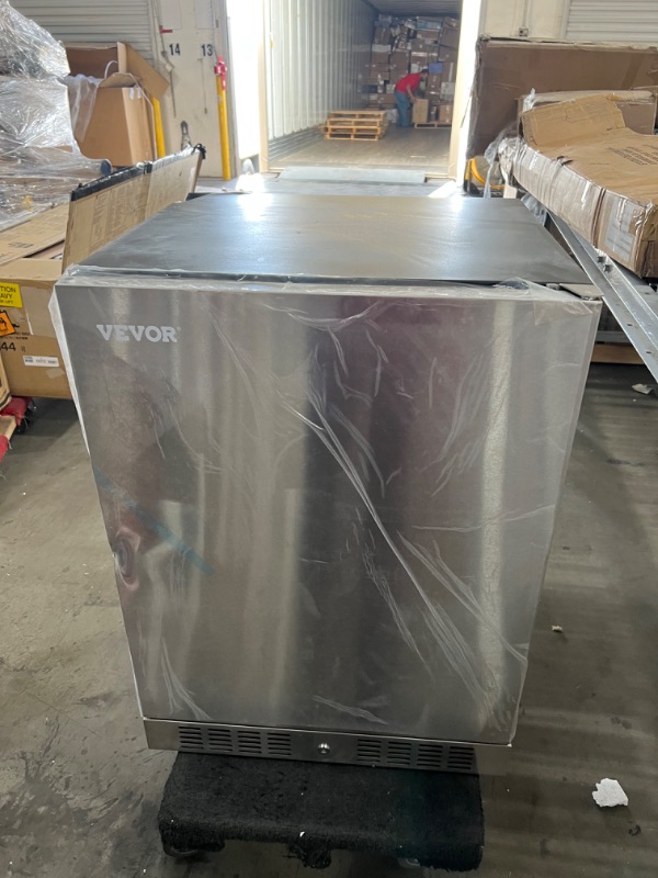 Photo 2 of ***PARTS ONLY*** 5.5 cu. ft. Outdoor Refrigerator Built-In Beverage Refrigerator with Freezer in Stainless Steel Door
minor dents see pictures 