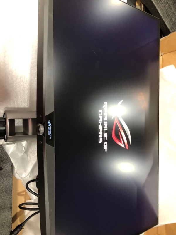 Photo 5 of ASUS ROG Swift 32” 4K HDR 144Hz DSC Gaming Monitor (PG32UQX) - UHD (3840 x 2160), Mini-LED IPS, G-SYNC Ultimate, Local dimming, Quantum Dot technology,...
