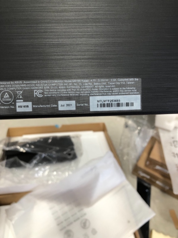 Photo 3 of ***PARTS ONLY*** ASUS ZenScreen 15.6” Portable USB Monitor (MB165B) - HD (1366 x 768), Narrow Bezel, Micro USB, USB-Powered, Tripod Mountable, Anti-Glare Surface, Protective Sleeve,Black
