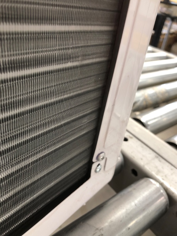 Photo 5 of (DENTED BACK CORNER)(
Midea 8,000 BTU U-Shaped Smart Inverter Window Air Conditioner