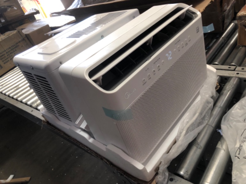 Photo 2 of (DENTED BACK CORNER)(
Midea 8,000 BTU U-Shaped Smart Inverter Window Air Conditioner